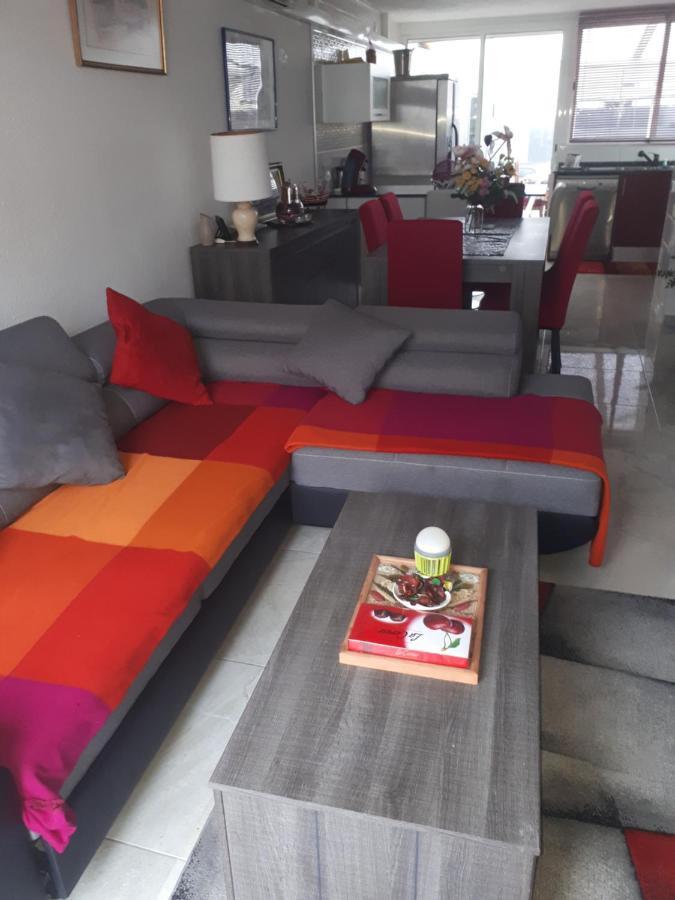 Maison De Vacances A Empuriabrava "Oasis"ヴィラ エクステリア 写真